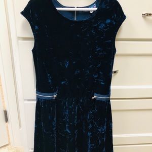 PERFECT HOLIDAY DRESS